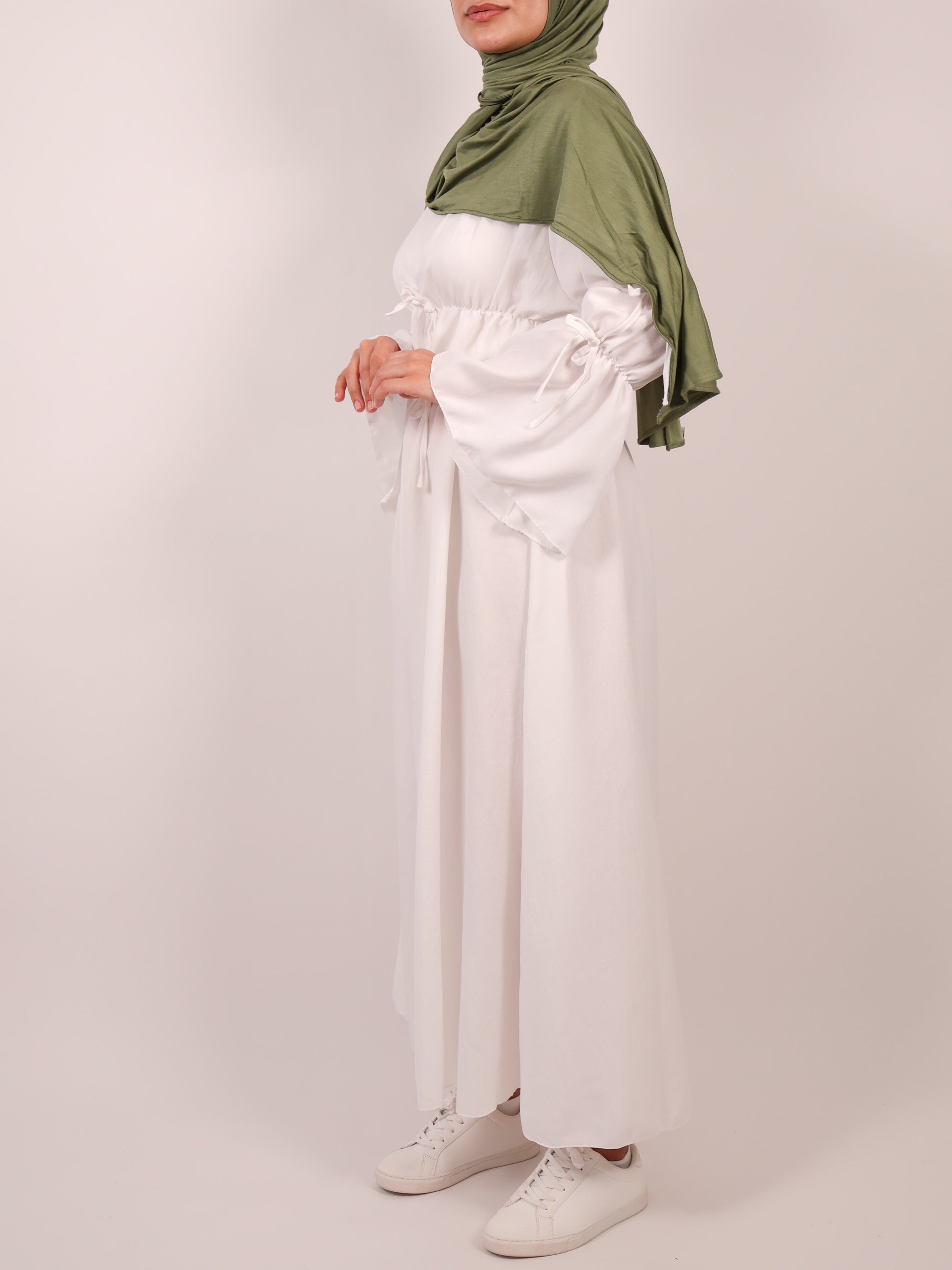 Abaya Alina