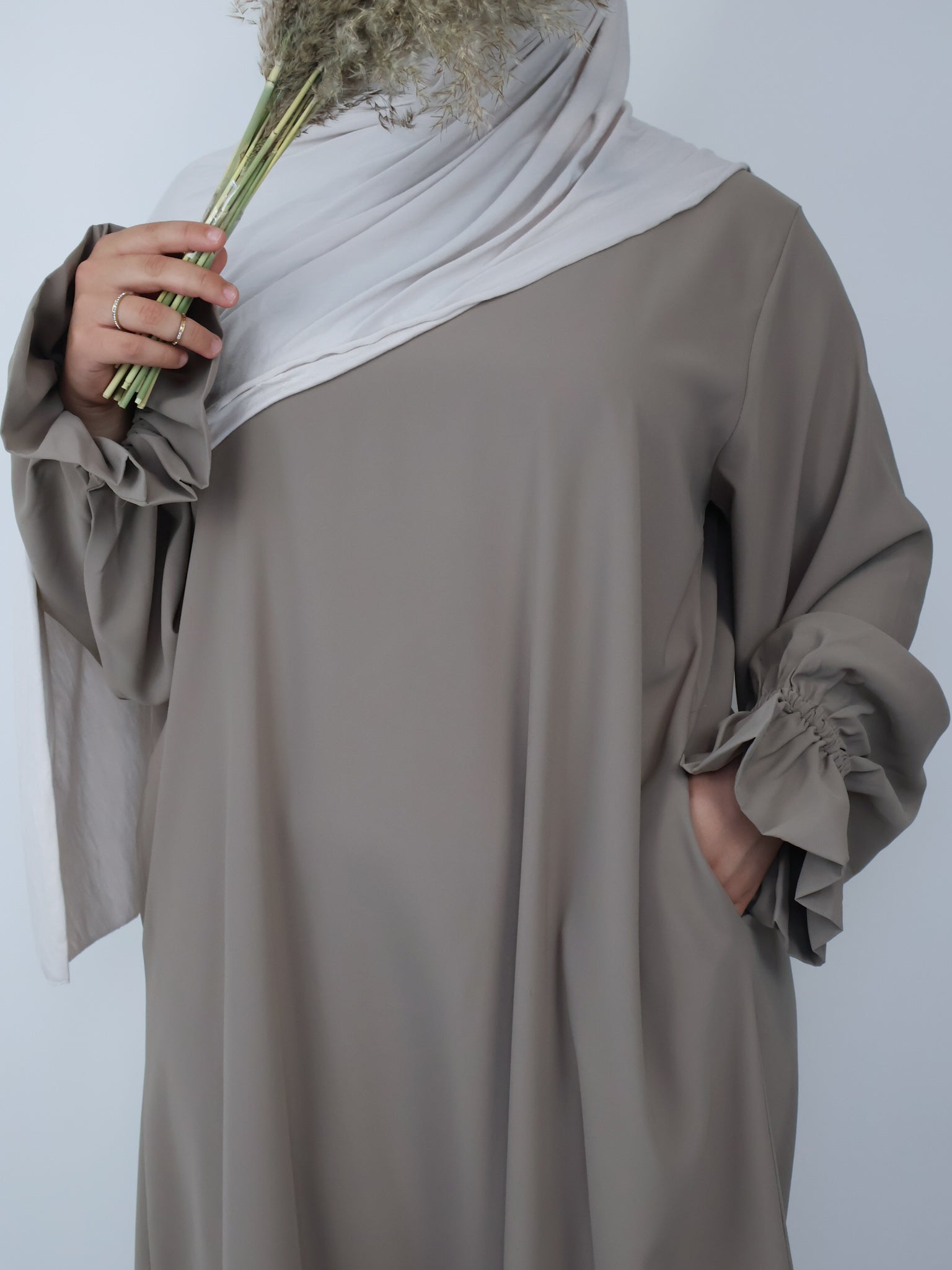 Abaya Nour